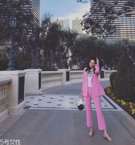 theory是什么牌子？明星與潮人都在追捧的品牌