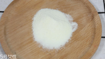 愛(ài)他美奶粉哪個(gè)版本好？白金版表現(xiàn)出色