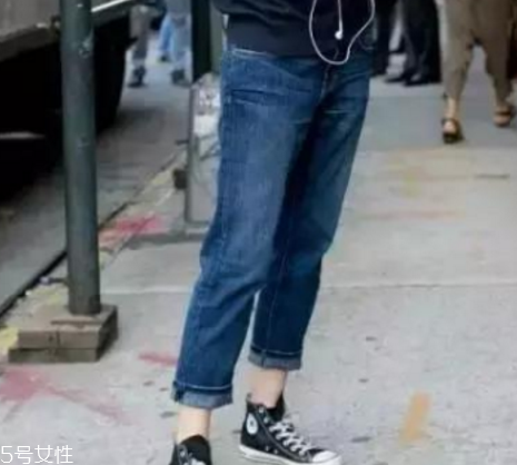 運(yùn)動鞋搭配什么褲子好看？春季最佳穿搭