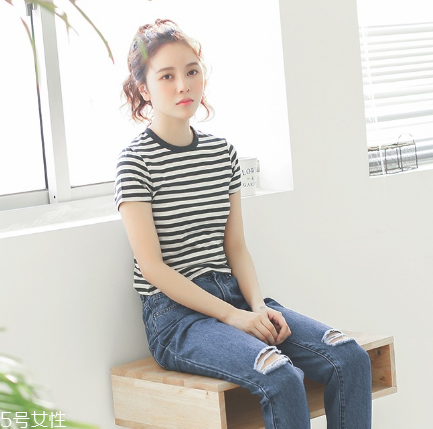牛仔褲縮水了怎么復(fù)原？牛仔褲縮水別擔(dān)心