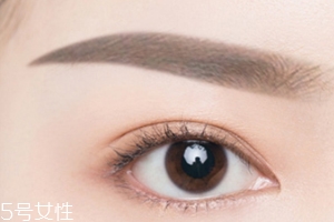 眉粉用久了結(jié)塊怎么辦？用眉刷戳碎