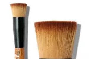 定妝粉用刷子好還是用粉撲好？新手用粉撲