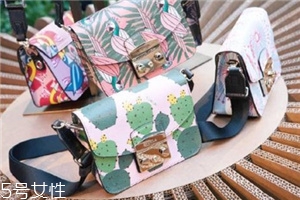 furla包包怎么打開？超百搭的心機包包
