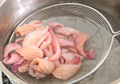 魷魚上面的膜怎么處理 魷魚上面的膜怎么處理