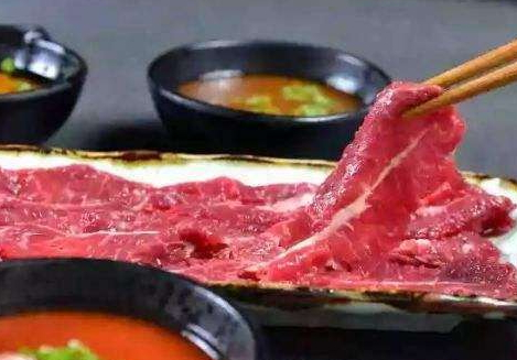 牛肉火鍋可以放什么菜 配菜推薦 牛肉火鍋可以放什么菜 配菜推薦