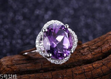 紫水晶戒指多少錢？普通款式兩百元左右