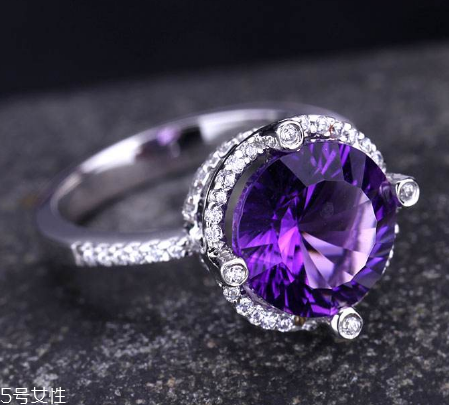 紫水晶戒指寓意是什么？象征愛情帶來好運(yùn)