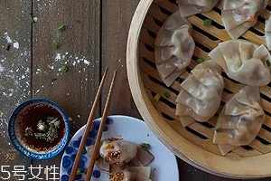 餃子餡用豬的哪塊肉好？前腿肉是餃子餡首選