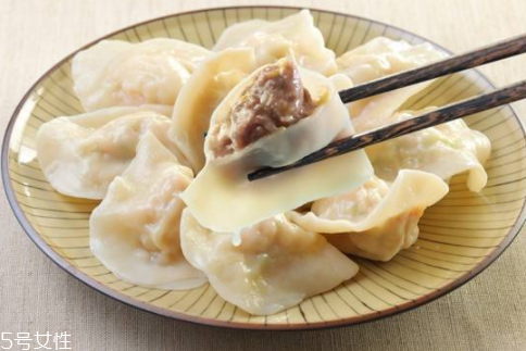 餃子皮怎么做最軟？4個小妙招讓餃子皮又軟又勁道