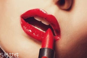口紅融化了可以放冰箱嗎？冰凍3小時即可恢復(fù)