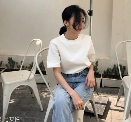 牛仔褲洗完怎么掛？牛仔褲的晾曬方法
