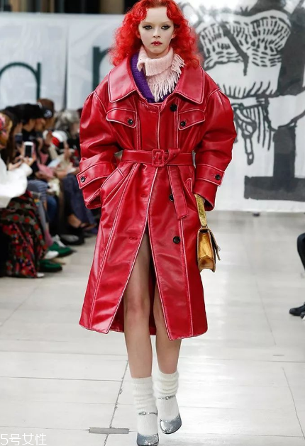 miumiu2018秋冬系列好看嗎_有哪些款式？