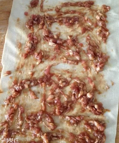 豆腐皮能油炸嗎？火候太猛容易炸糊