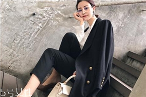 雙排扣西裝怎么搭配？盡顯帥氣女王范兒