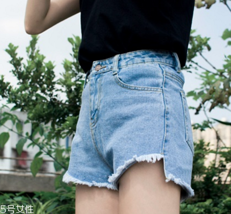 腿粗的女生適合穿什么？顯瘦又好看的穿搭