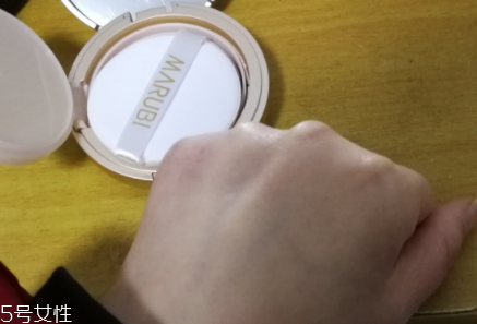 丸美氣墊BB霜幾號(hào)最白？1號(hào)適合白皮