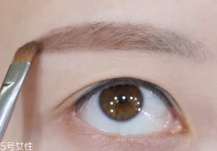 眉毛短怎么變長(zhǎng)？畫眉大法拯救短眉星人