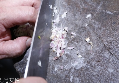 豬油的功效與作用禁忌有哪些 豬油的功效與作用禁忌有哪些