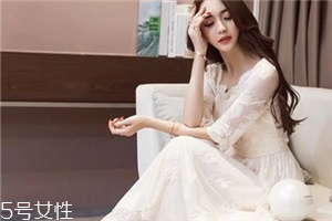 蕾絲長(zhǎng)裙配什么鞋子？為你加足時(shí)髦指數(shù)