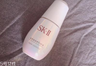 sk2小燈泡適合什么膚質 干皮夏天用