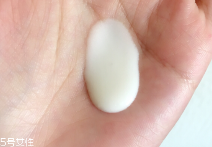 sk2小燈泡適合什么膚質 干皮夏天用