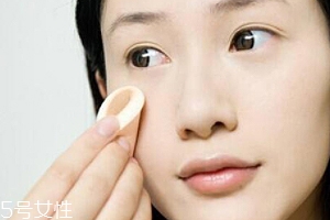 平價好用的粉餅有哪些？出游必備的六款粉餅