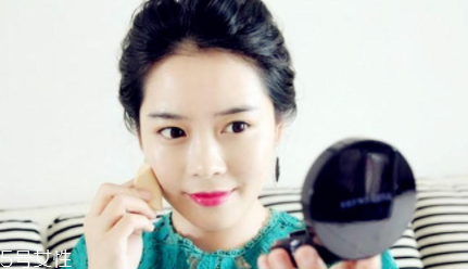 補妝用氣墊還是粉餅？干皮用氣墊