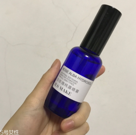 純露可以當(dāng)噴霧嗎？隨時為你補充水分