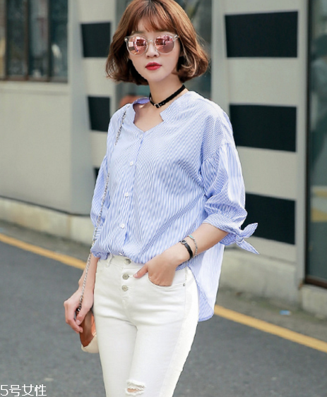 豎條紋衣服怎么搭配？顯瘦顯高不在話下