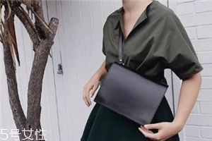 danielle foster是什么牌子？氣質(zhì)型包包推薦