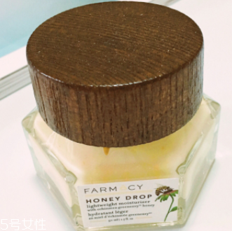 面霜和乳液都要用嗎？油皮可以只用一種