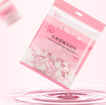面膜紙泡什么最補水？