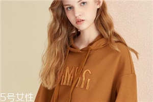 今年流行什么款式衛(wèi)衣？春日造型全靠它