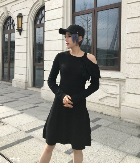 2018流行什么款式小黑裙？最經(jīng)典的性感風(fēng)