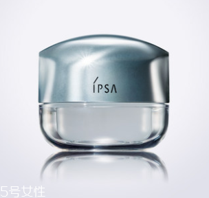 啫喱霜和面霜的區(qū)別 啫喱霜適合油性肌膚 啫喱霜和面霜的區(qū)別 啫喱霜適合油性肌膚