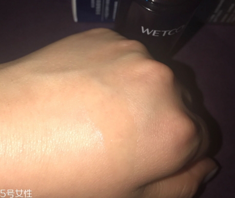 精華油什么時(shí)候用？混合使用比較多