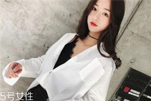 襯衫可以搭配羽絨服嗎？襯衫要這樣搭配