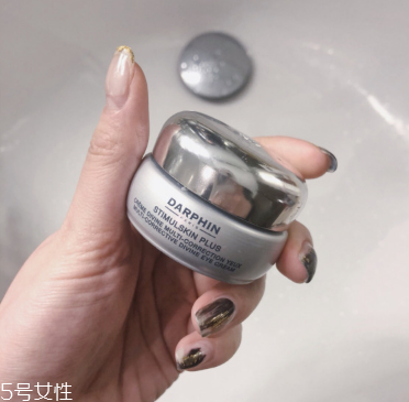 敏感肌護膚大作戰(zhàn) 這些小東西讓你的皮膚悄悄變好