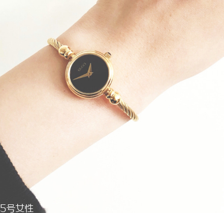 gucci手表什么檔次？時(shí)尚與浪漫的演繹家