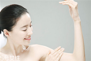 身體乳什么牌子好用又補水 好用又顏值滿分身體乳推薦
