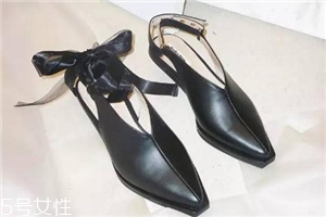 reike nen鞋子多少錢？畫報(bào)般的潮流經(jīng)典