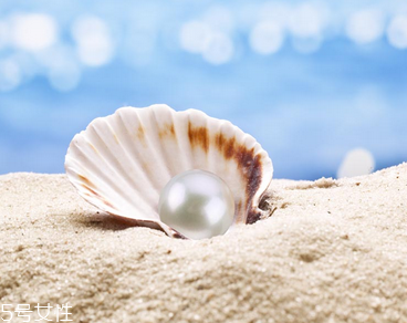 珍珠粉加洗面奶用的好處有哪些 珍珠粉的美容用法 珍珠粉加洗面奶用的好處有哪些 珍珠粉的美容用法