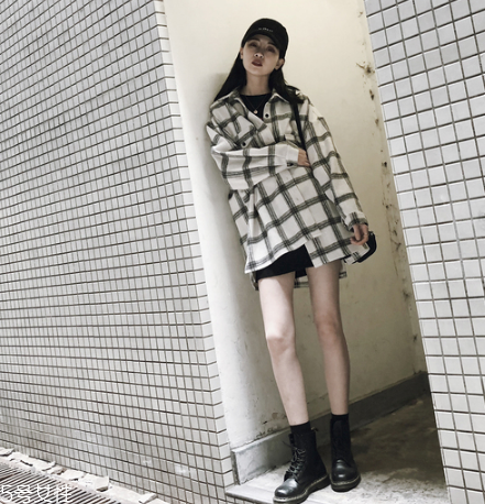 襯衫里面要穿衣服嗎？要看襯衫的面料顏色