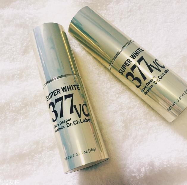 城野醫(yī)生377美白淡斑精華好用嗎 亮白膚色超見(jiàn)效 城野醫(yī)生377美白淡斑精華好用嗎 亮白膚色超見(jiàn)效