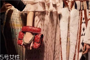 今年春天流行什么包包？這三款任意搭配