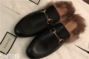 gucci拖鞋是什么毛？明星人手一雙