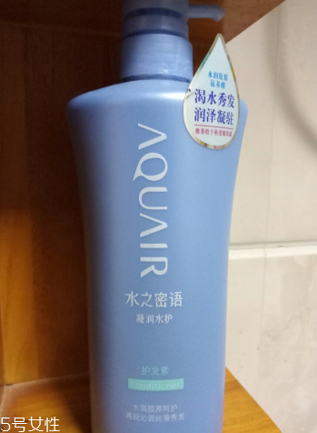 護(hù)發(fā)素沒洗干凈會怎樣？護(hù)發(fā)素殘留會導(dǎo)致脫發(fā)嗎？