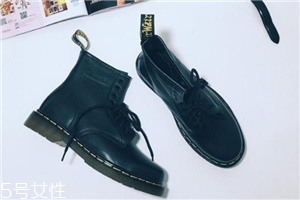 dr.martens是哪個(gè)國(guó)家的？首屈一指的工鞋品牌