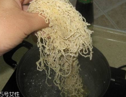 云吞面怎么煮好吃？廣東特色小吃