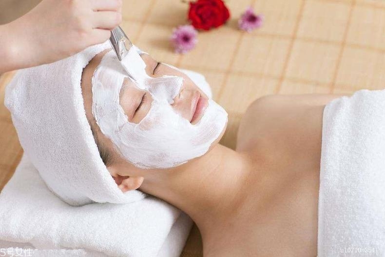 夏天油皮不能敷哪種面膜？這三種面膜越敷越油